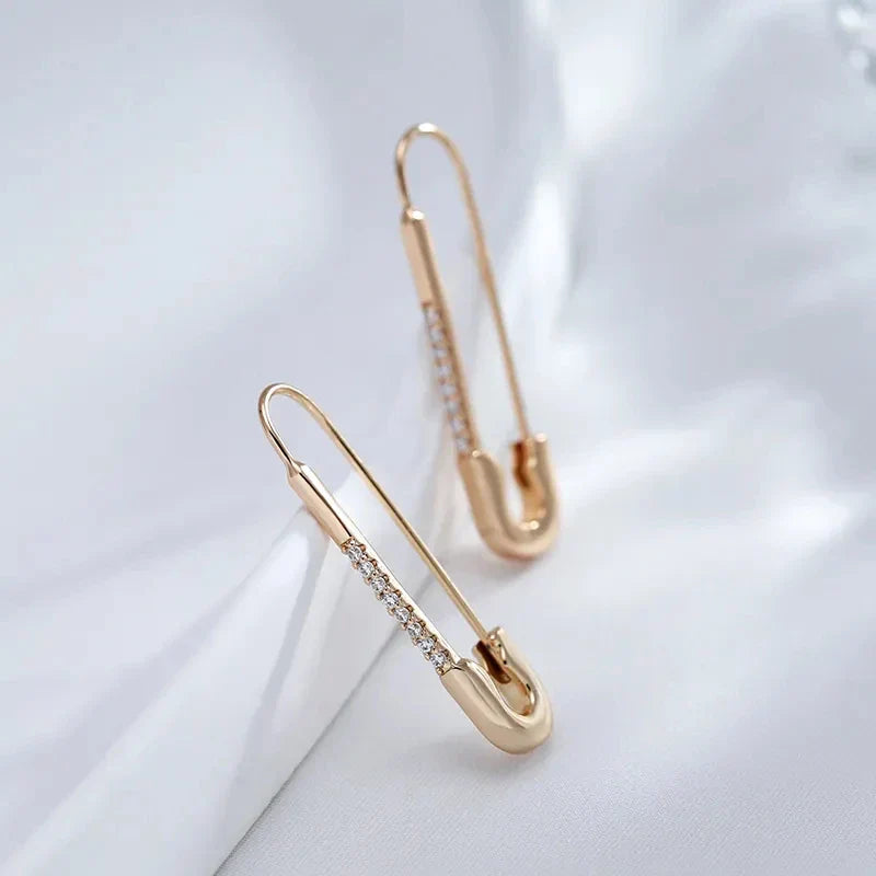 Maika – Earrings Safety Pin Elegant