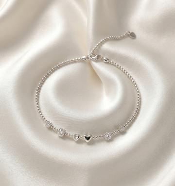 Delicate Heart Bracelet