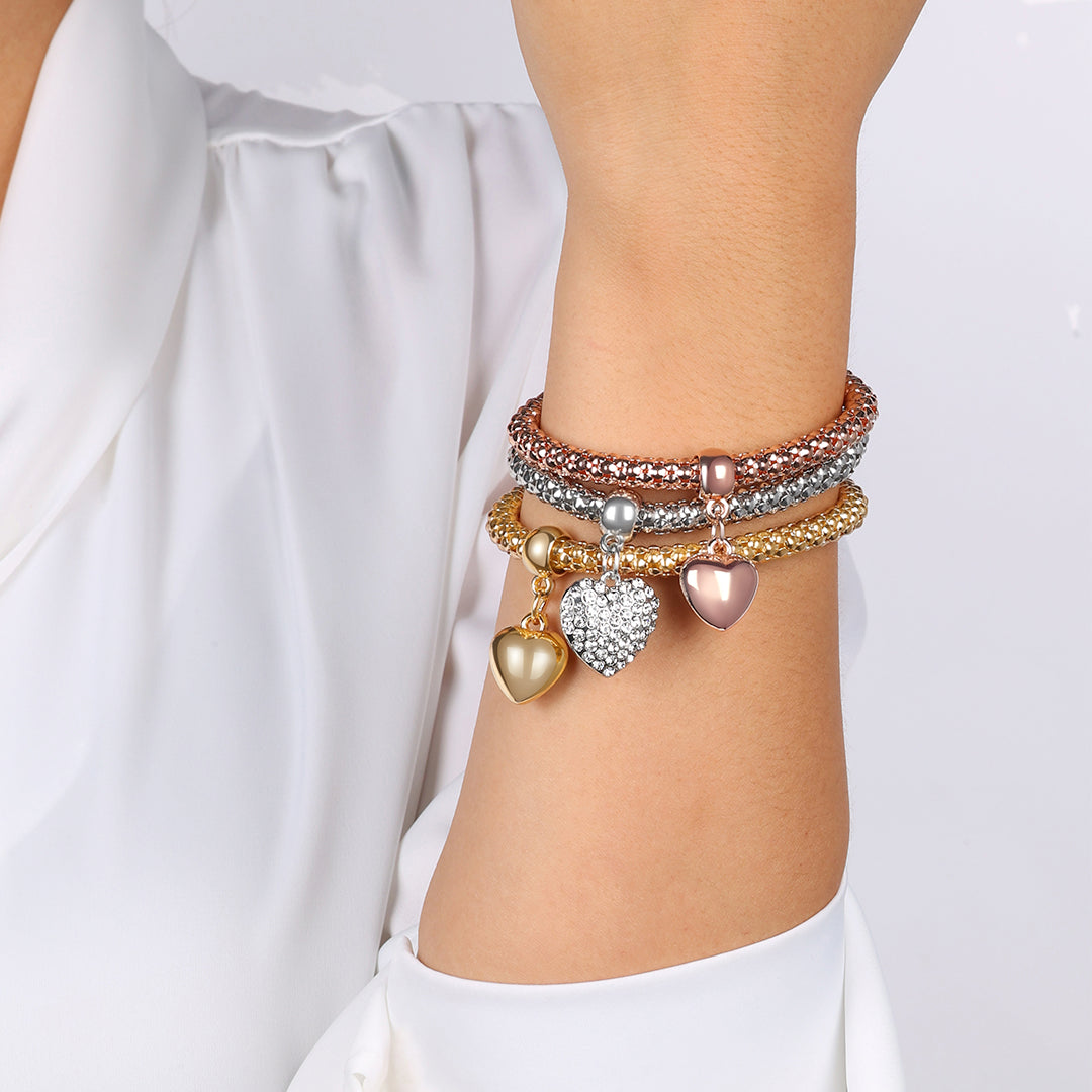 Aria – Metal bracelet with solid hearts