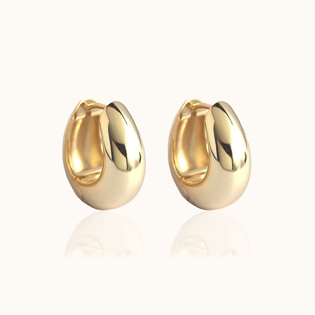 Iseul - Wide Huggie Hoop Earrings