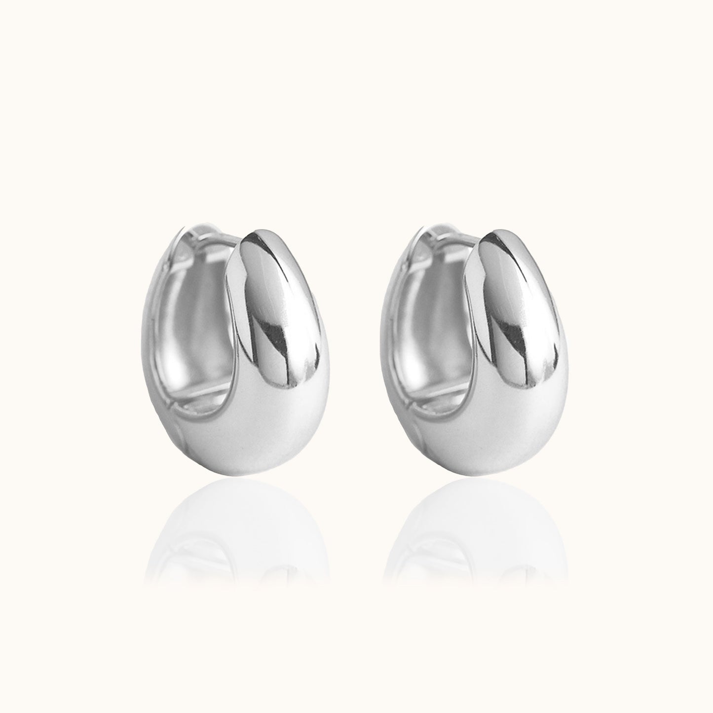 Iseul - Wide Huggie Hoop Earrings