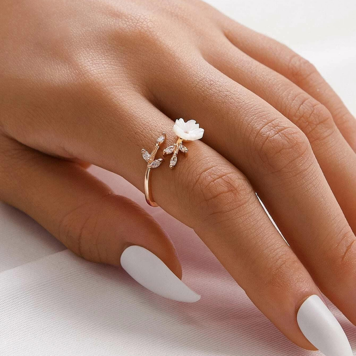 Wildflower Ring - Floral Petal Ring