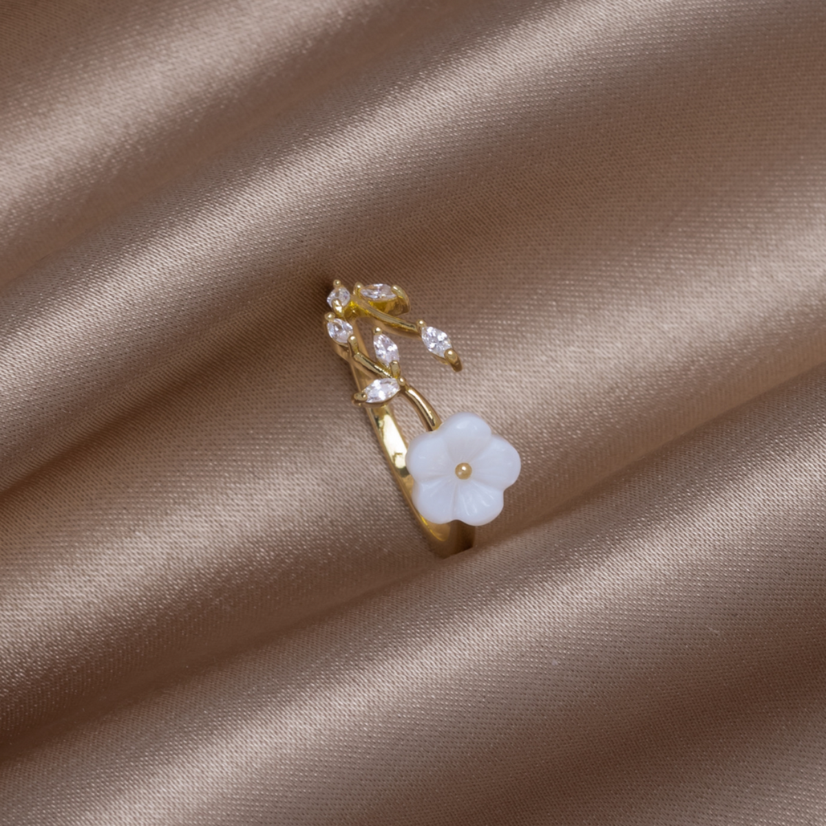 Wildflower Ring - Floral Petal Ring