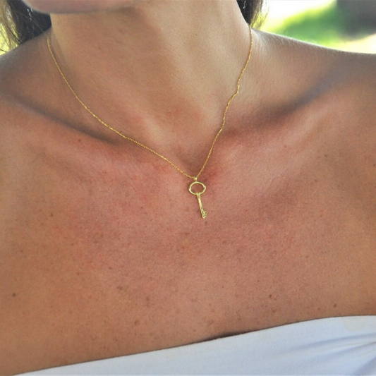 Keychain in Gold - Necklace with Lock