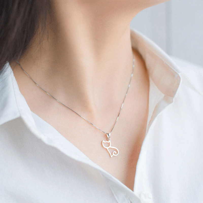 Cute cat pendant - hollow necklace