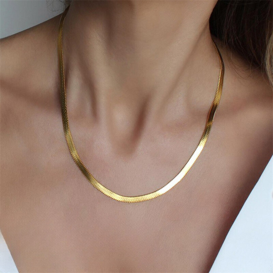 Elizabeth – Snake Chain in Gold