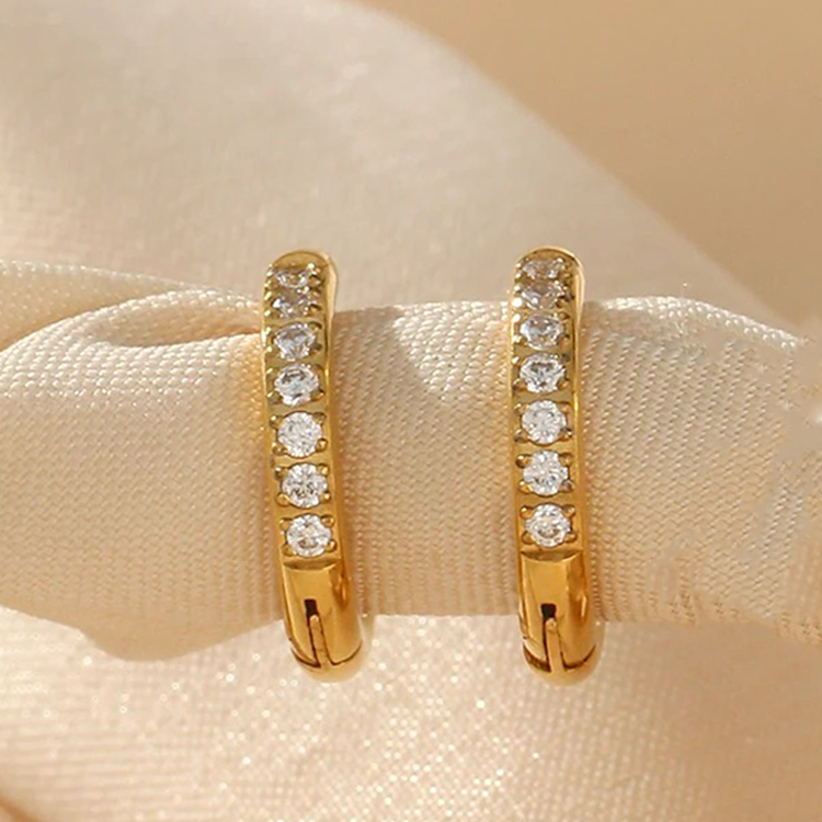 Jane – Huggie Hoops with Zirconia in Gold