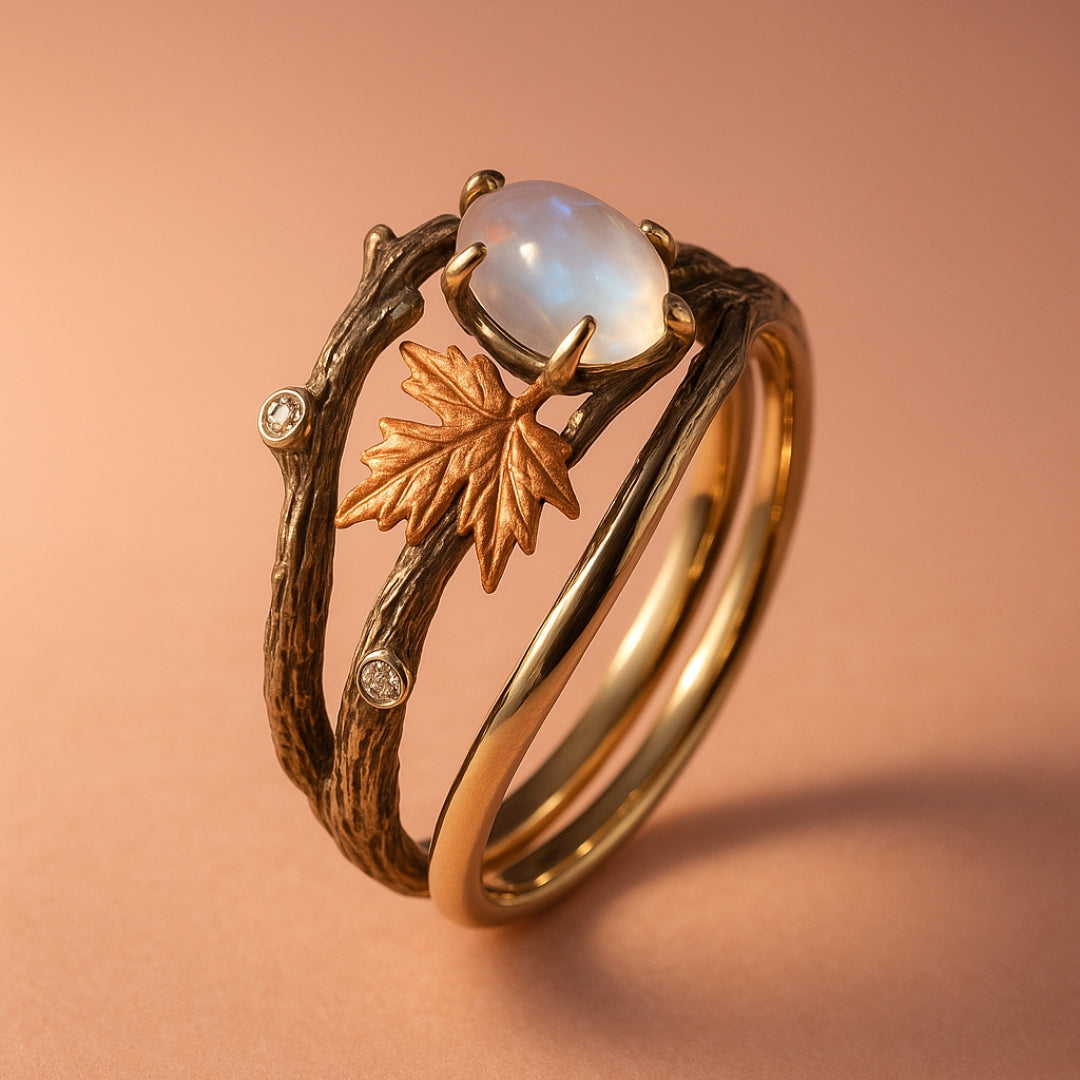 Celestia – Ring with moonstone and natural charm