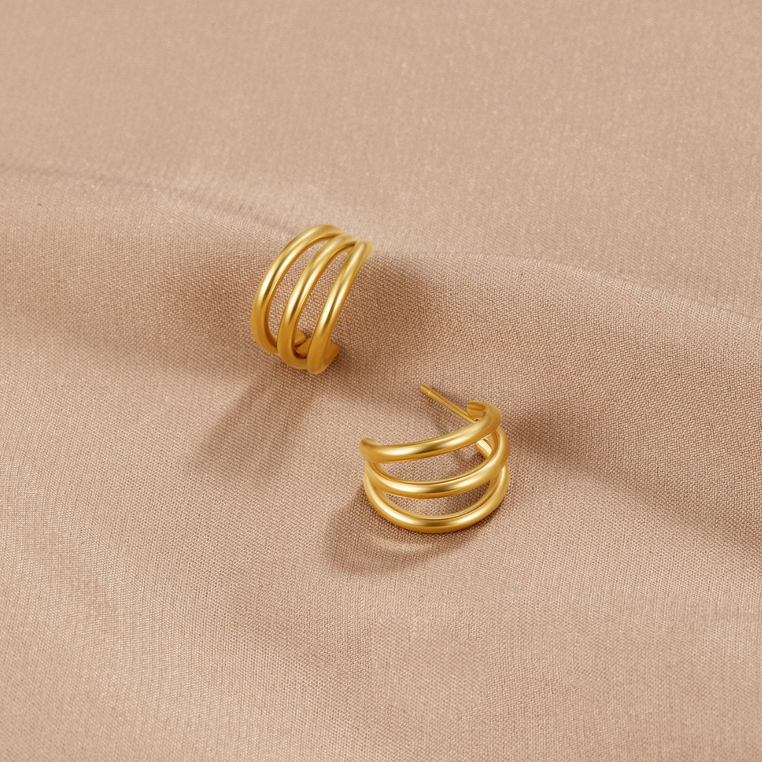 Anaya – Triple Hoop Earrings