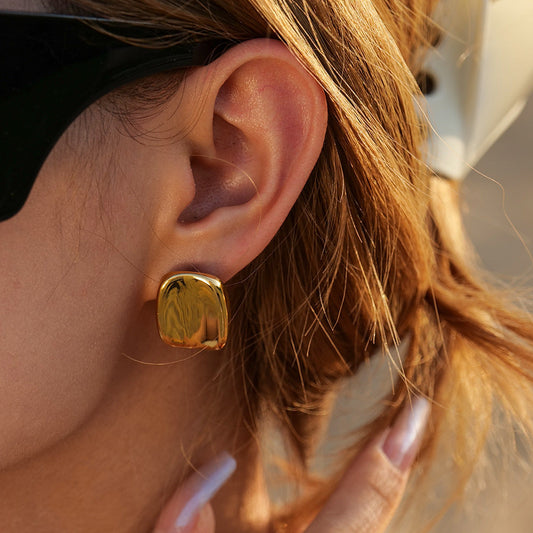 Alice – Stylish Earrings