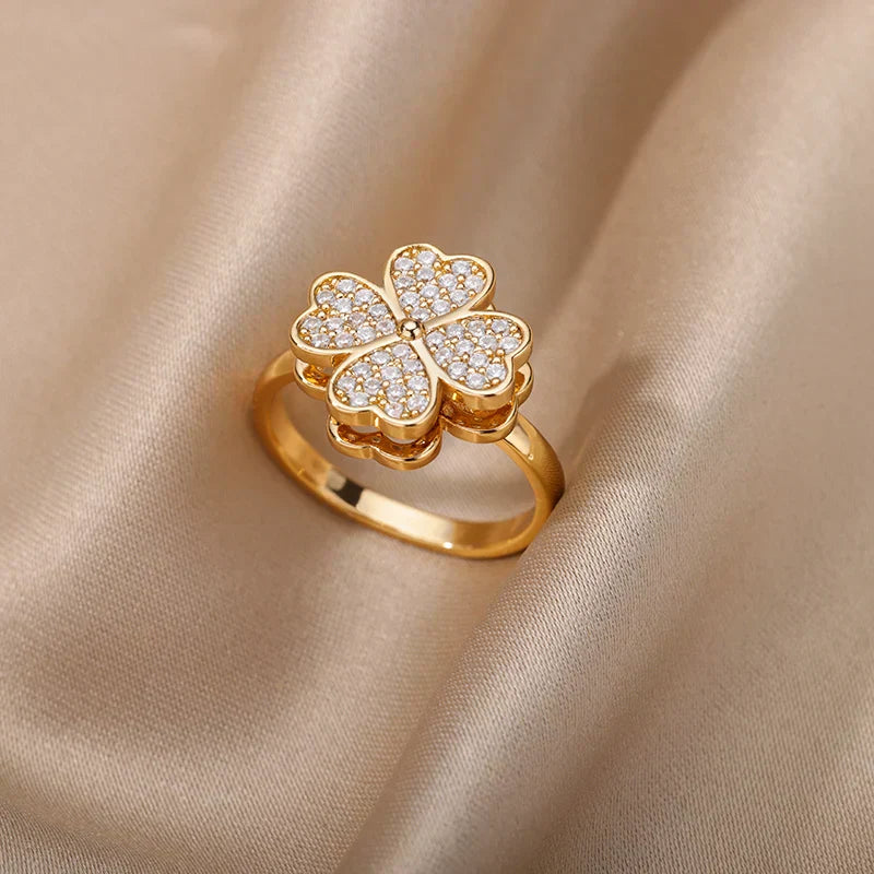Dazel – Anti-Stress Spinning Ring with Four-Leaf Clover