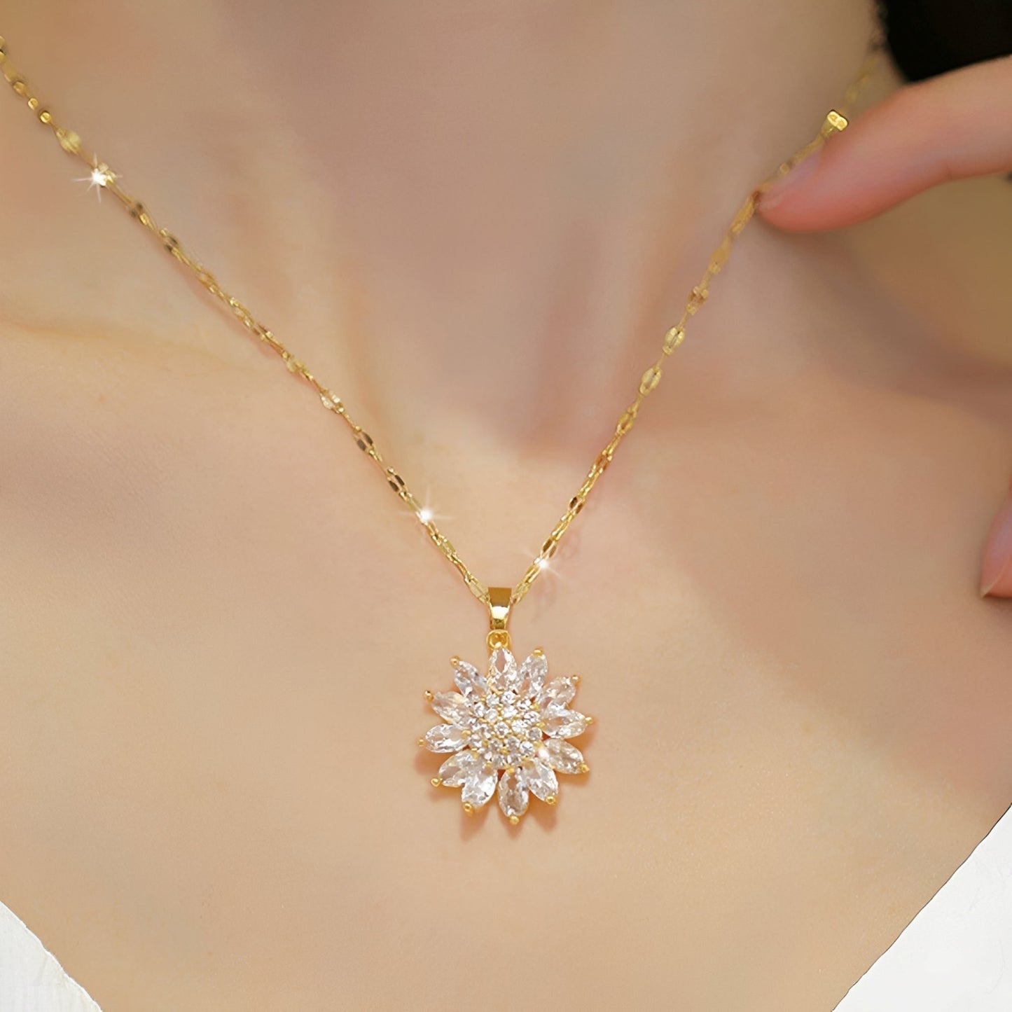 Anaya – Zigzag radiant sunflower necklace
