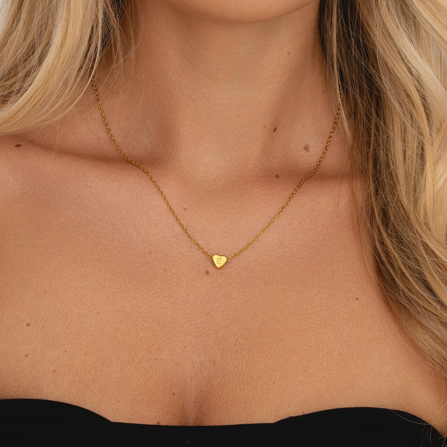 Amora – Heart Initials Necklace in Gold