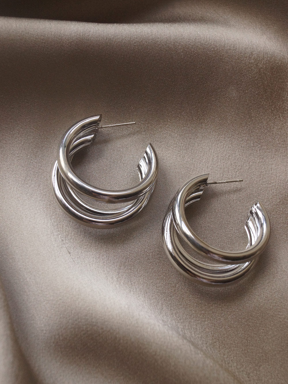 Mila - Silver Striking Triple Hoops