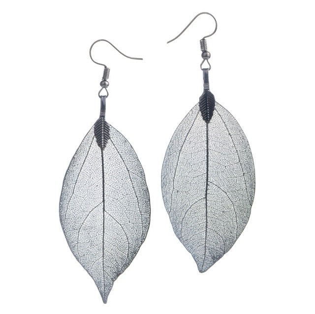 Larah – Leaf Design Earrings in Boho Style