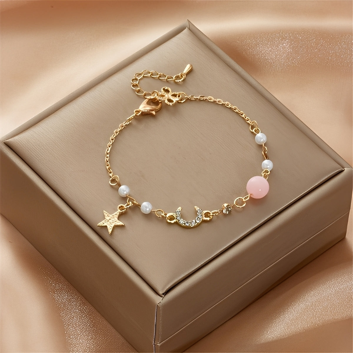 Selina – Bracelet with Moon and Stars