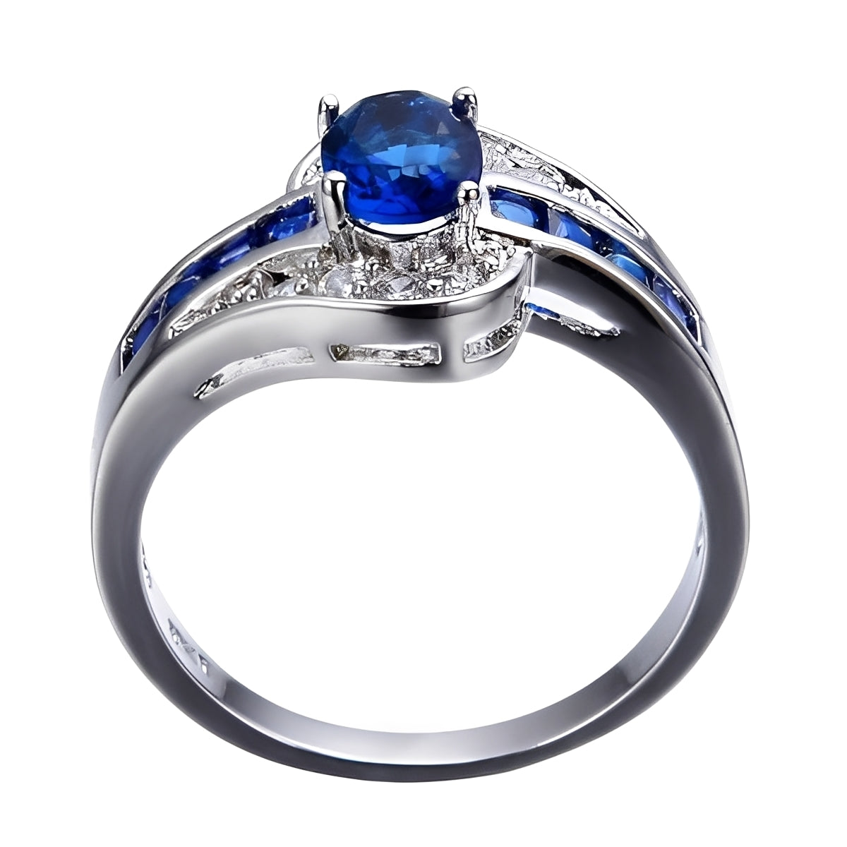Diane – Ring with Blue Sapphire