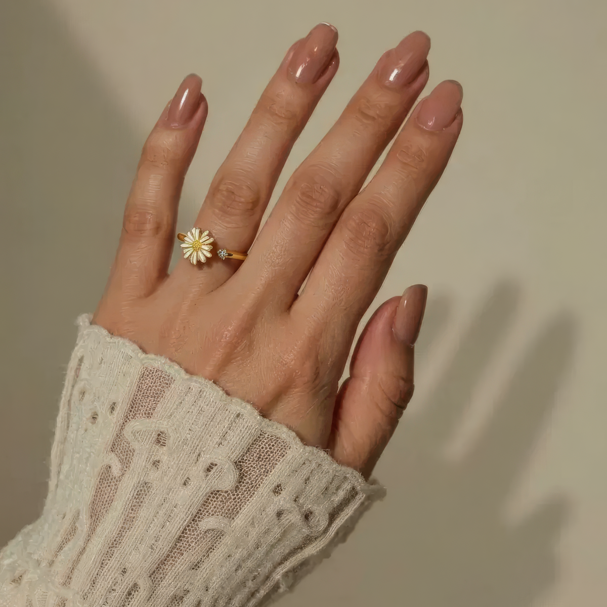 Women’s Adjustable Open Ring with Sunflower Motif and Stone Accent