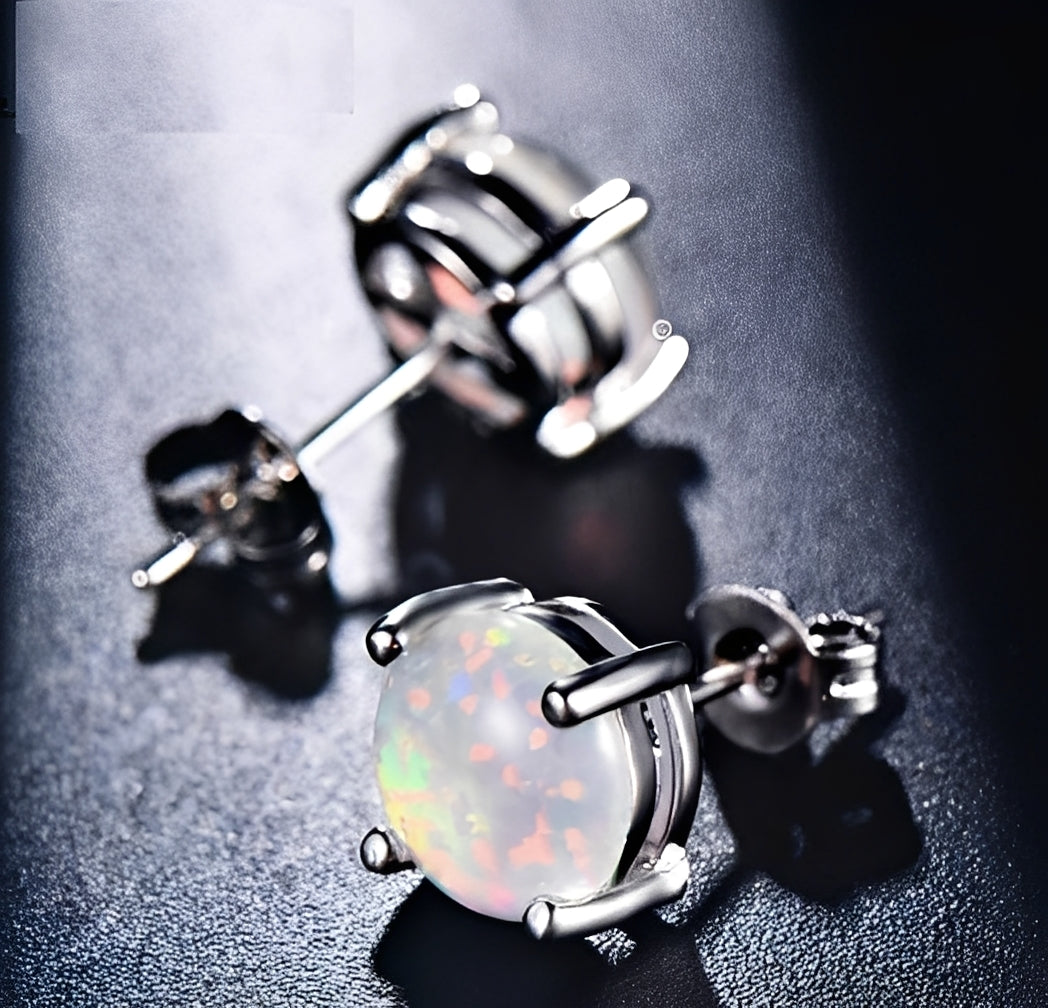 Camille – Stylish stud earrings in opal