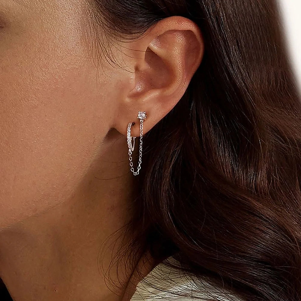 Women’s Hoop Earring with Threaded Chain and Hanging Design