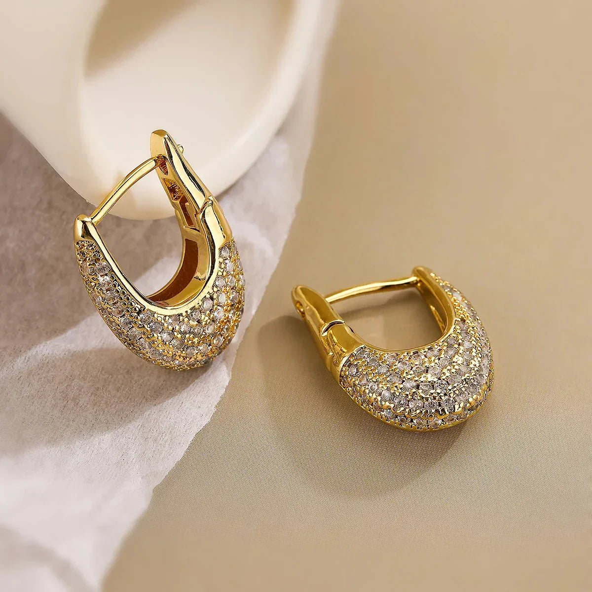 Hara – Wide Shiny Hoops in Diamonds