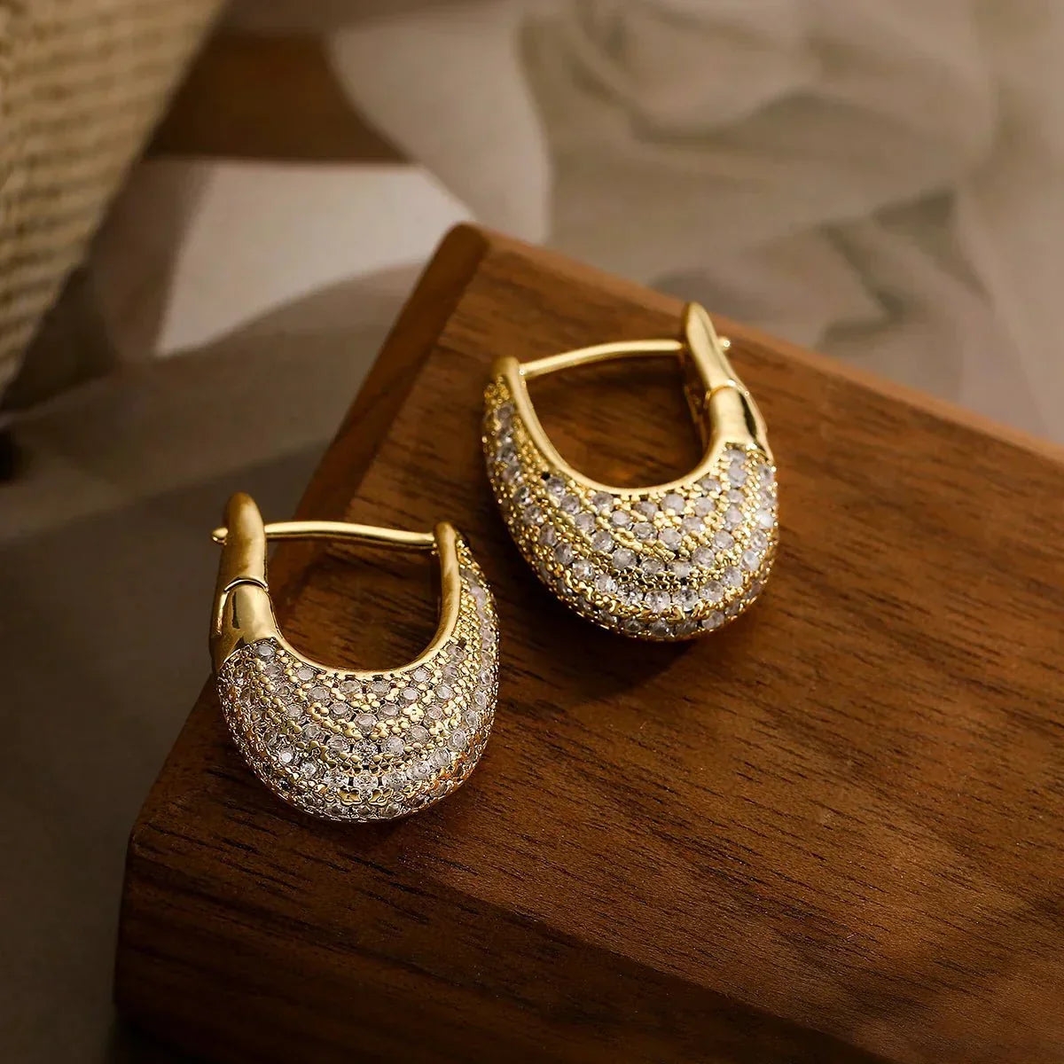 Hara – Wide Shiny Hoops in Diamonds