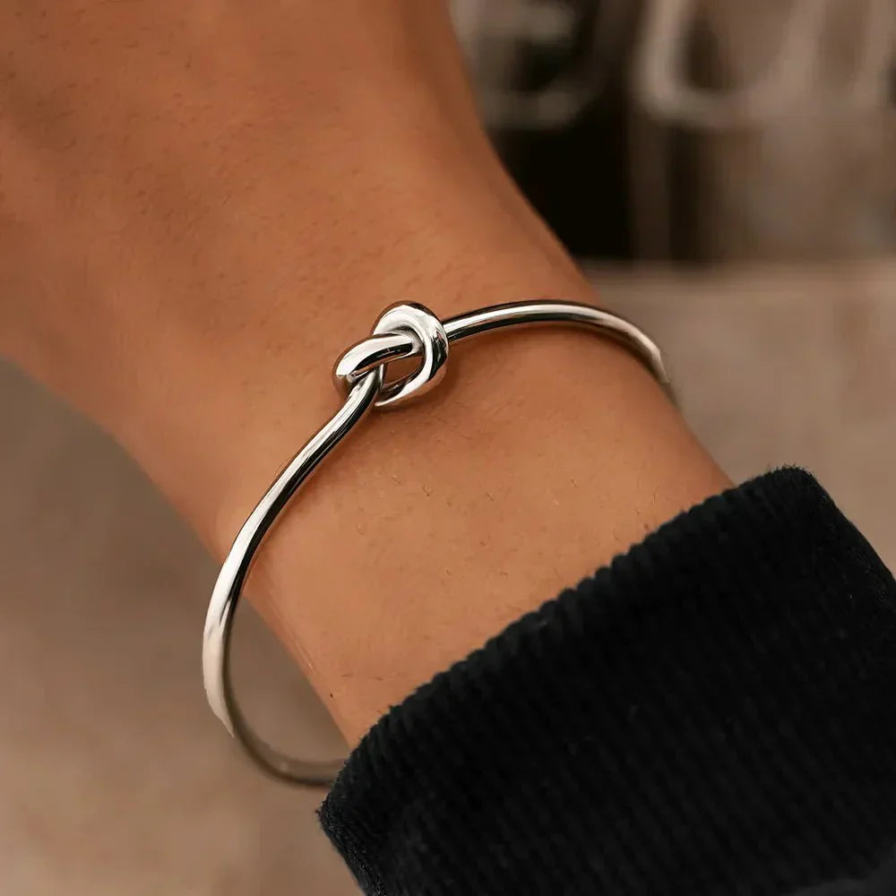 Clea – Bracelet Knot Classic