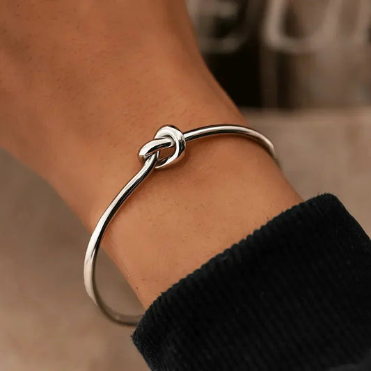Clea – Bracelet Knot Classic