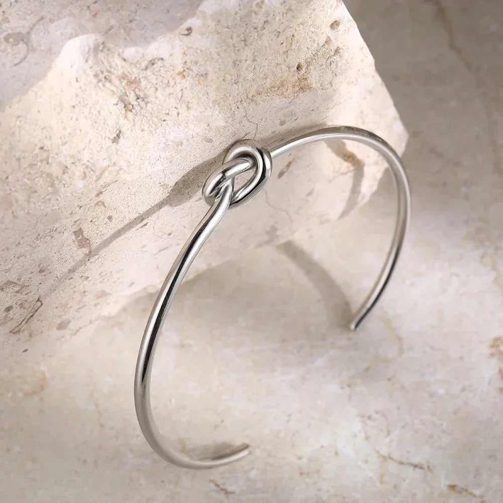 Clea – Bracelet Knot Classic