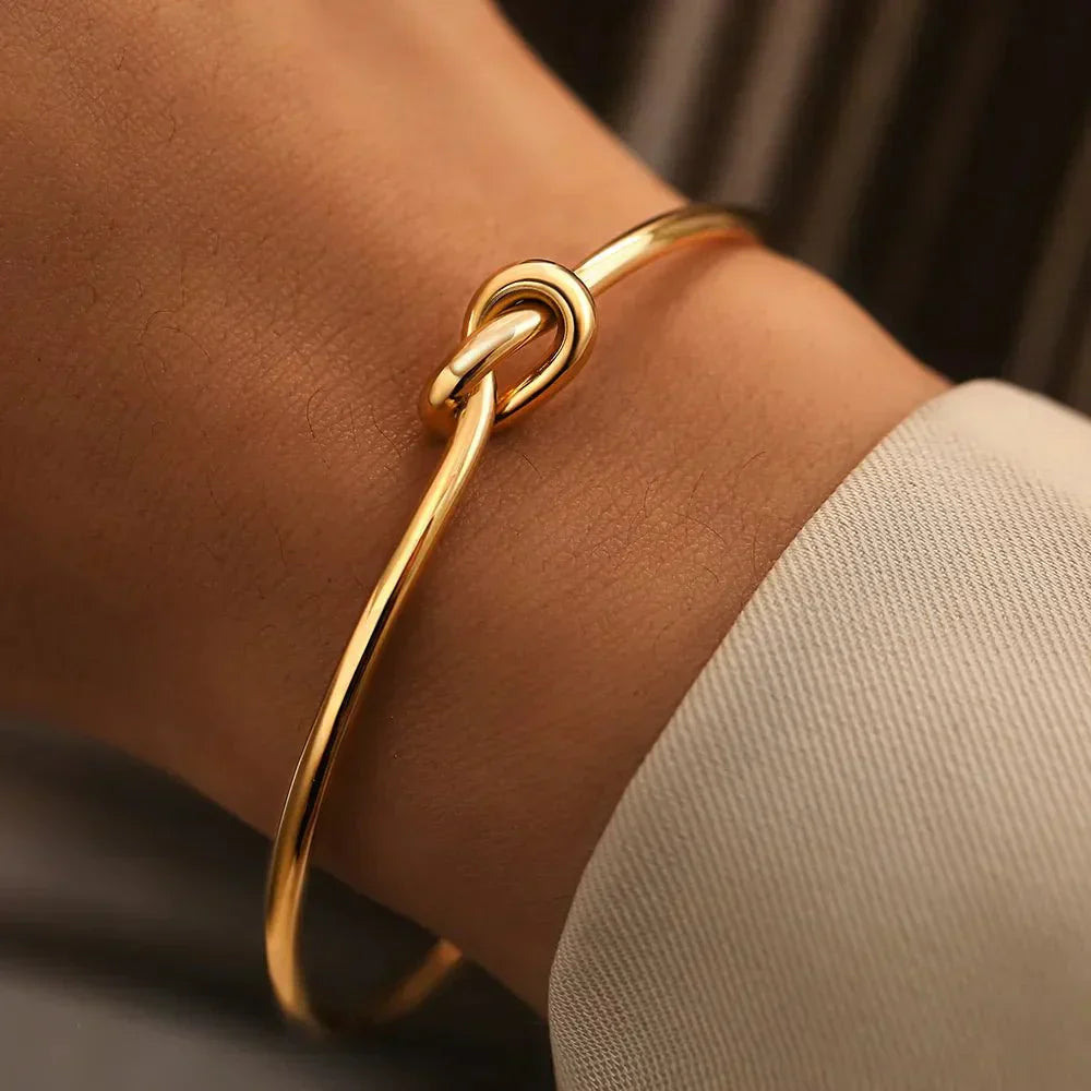 Clea – Bracelet Knot Classic