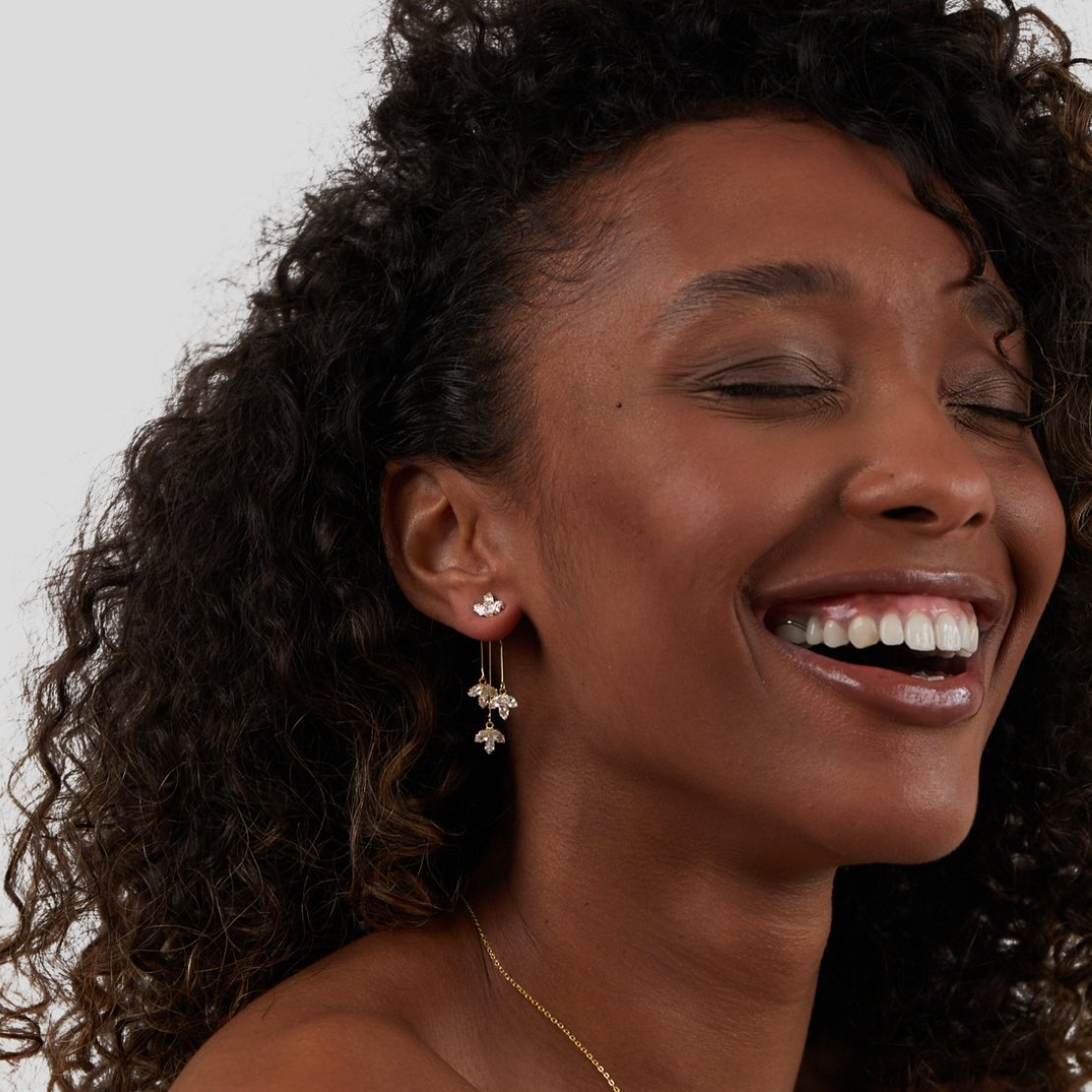 Women's Drop Earrings in Waterfall Design with Leaf-Shaped Stone Accents