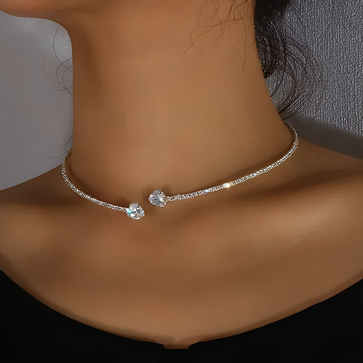 Olli – Necklace Open Heart with Diamonds
