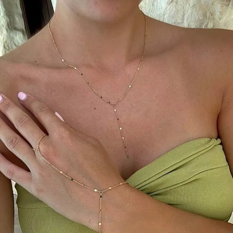 Lynda – Bracelet with Oriental Chain Style