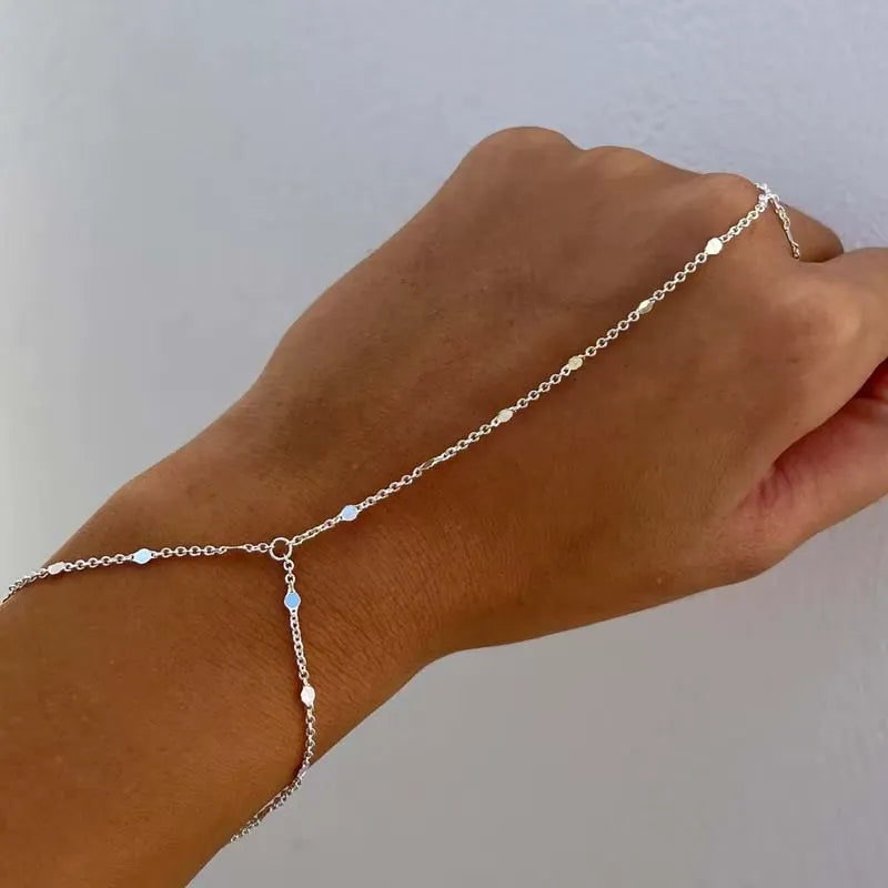 Lynda – Bracelet with Oriental Chain Style