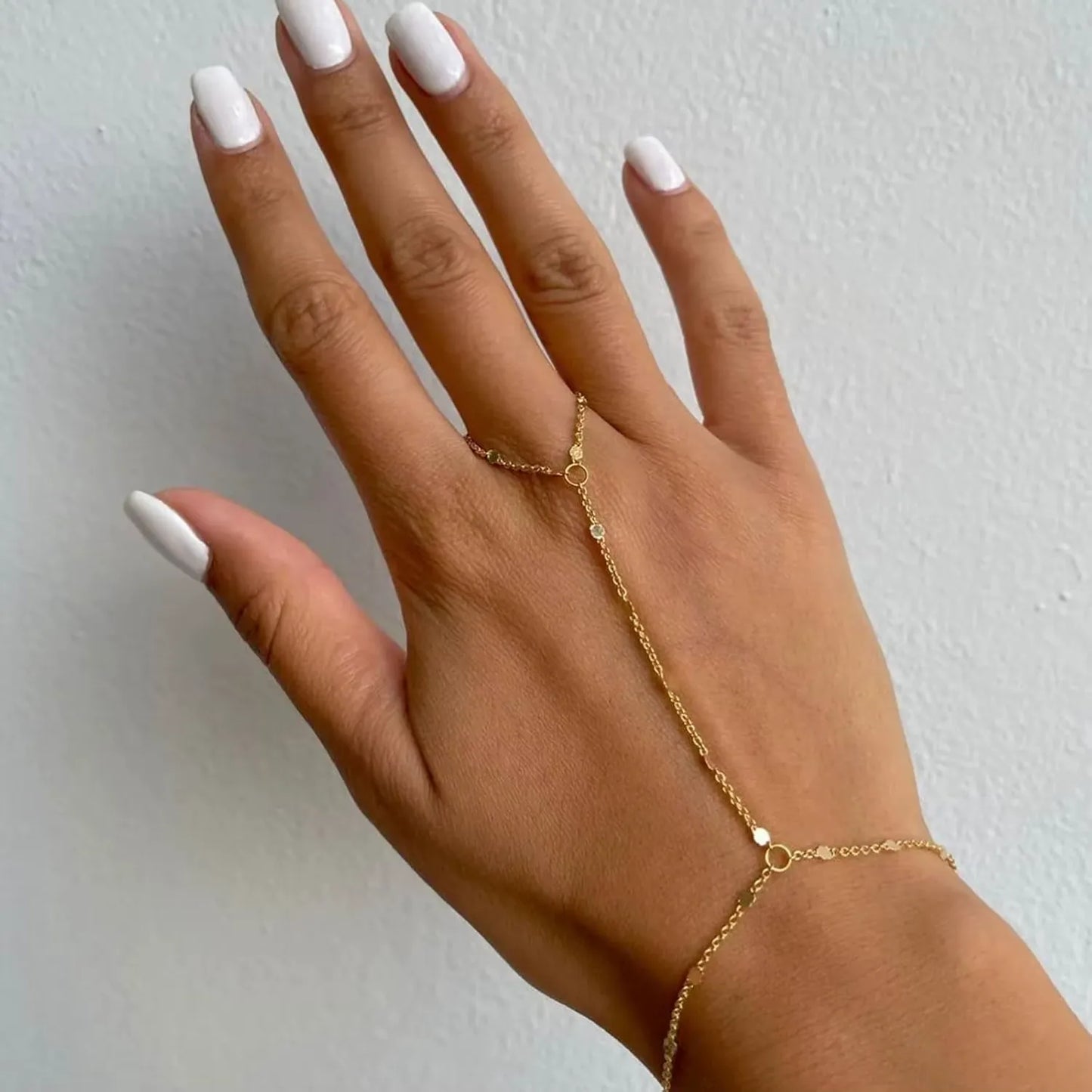 Lynda – Bracelet with Oriental Chain Style