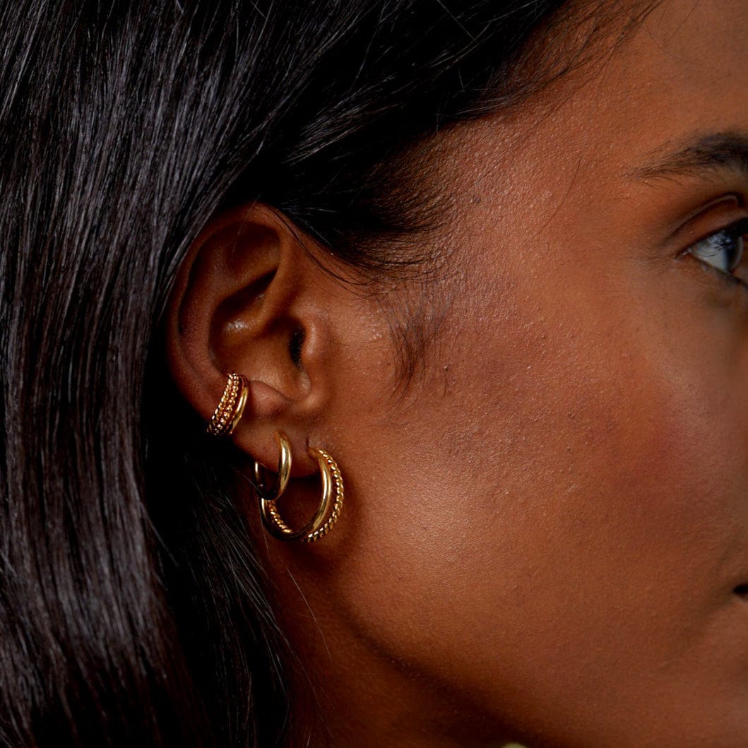 Women’s Threefold Ear Cuff with Rope Structure, Ball Details and Smooth Band