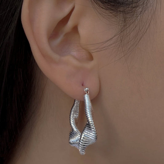 Lyra - Silver Curved Wave Hoops