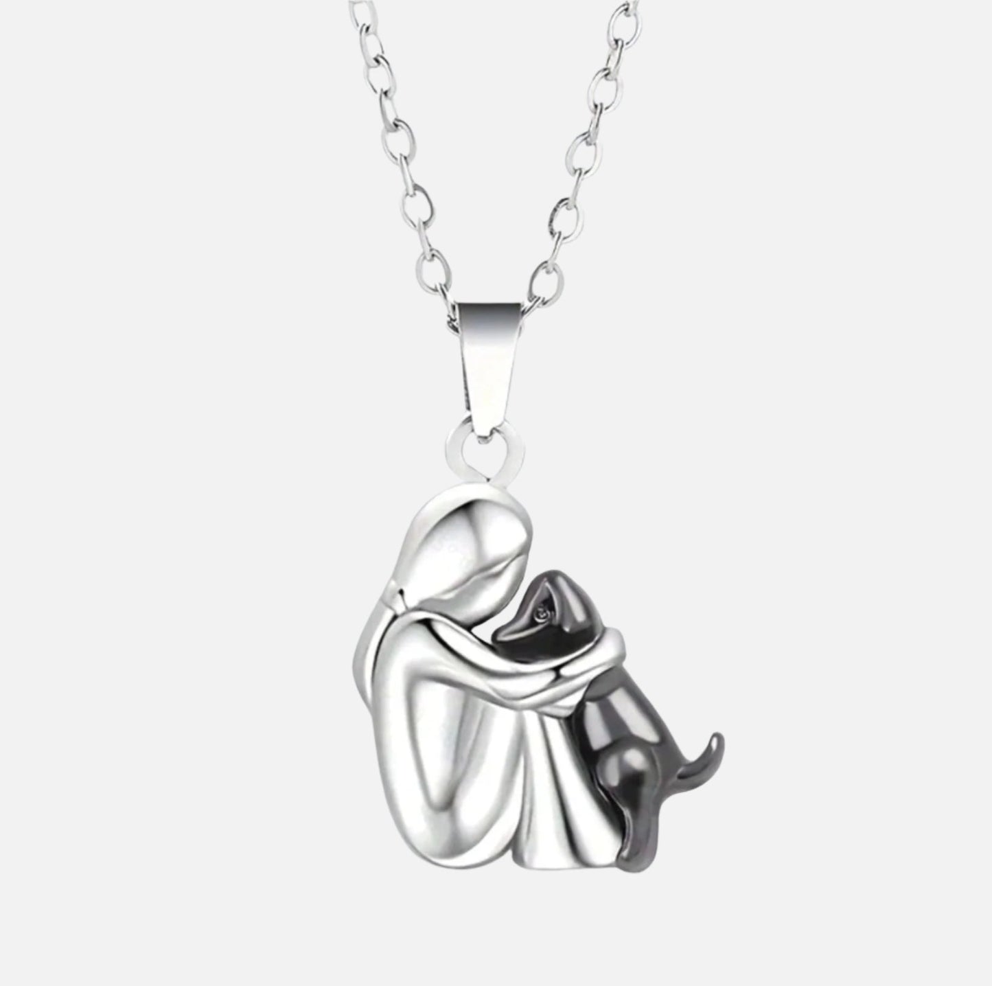 Licht – Necklace with embrace pendant