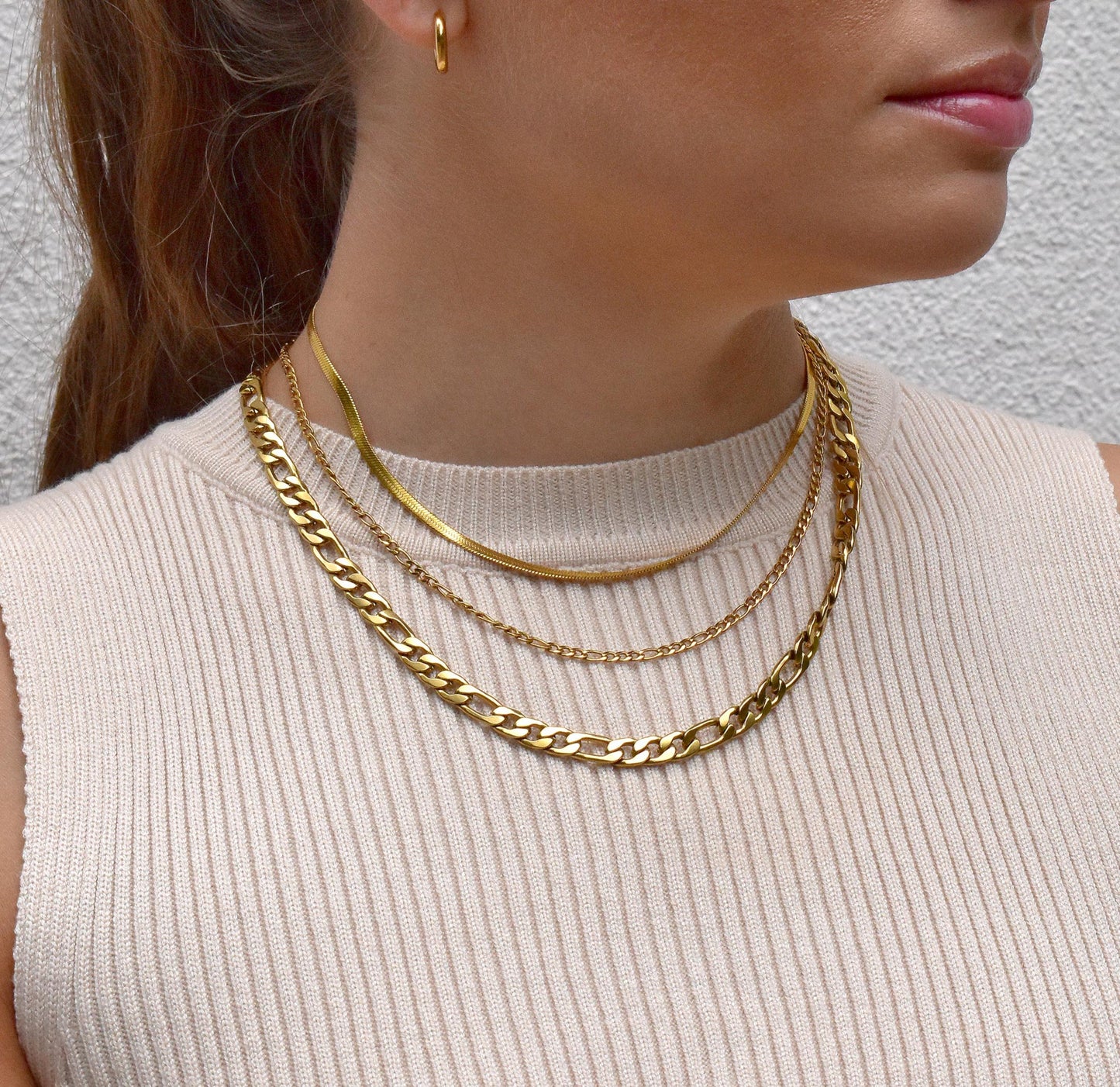 Lucienne - Elegant Gold Necklace in Snake Design