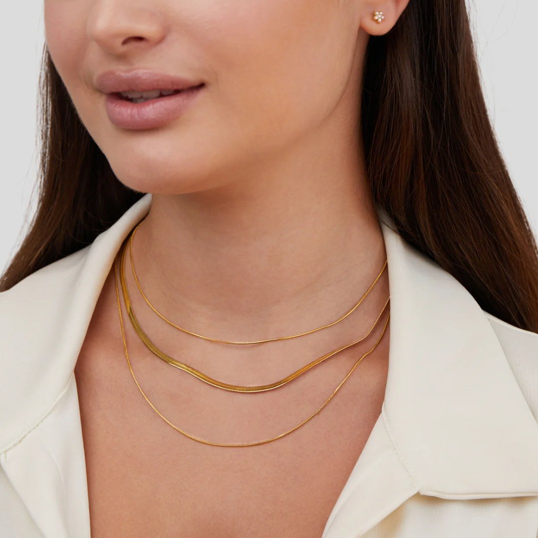 Alix – Multi-strand necklace in gold