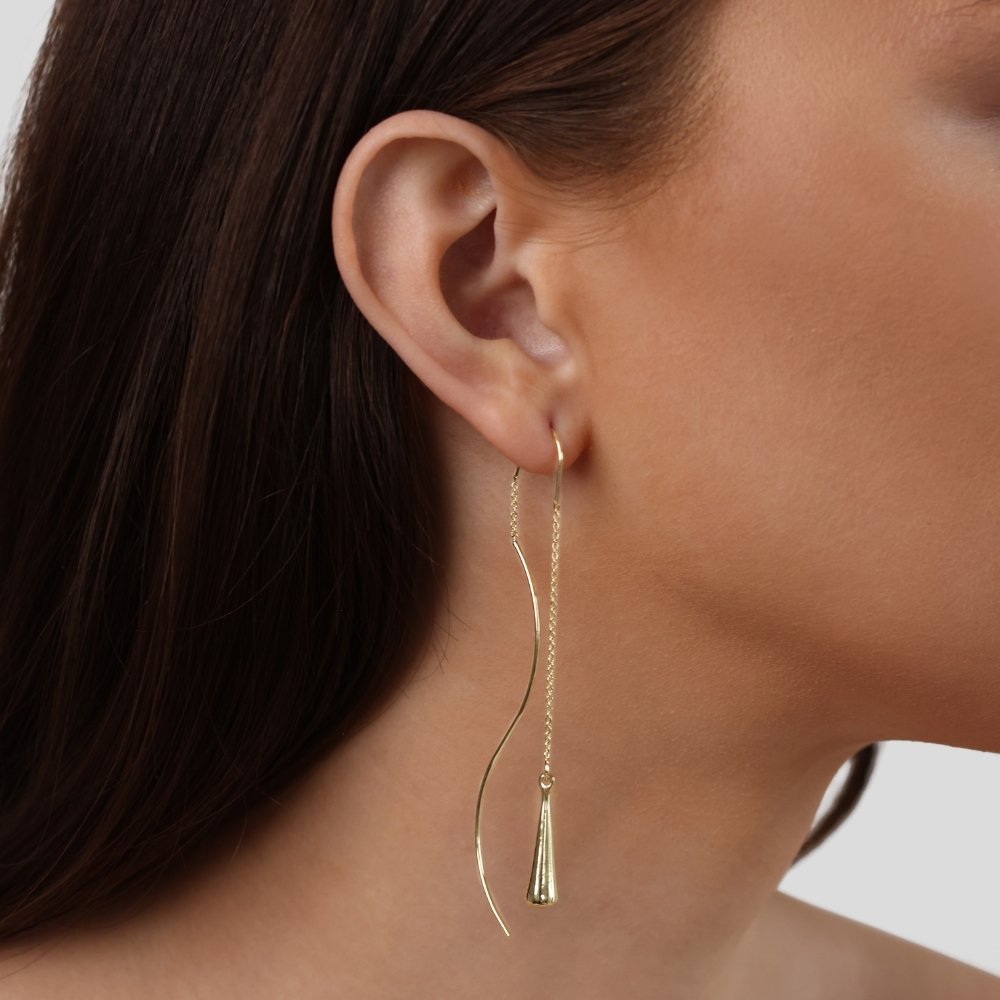 Amaris – Earrings with Golden Drops and Tassels