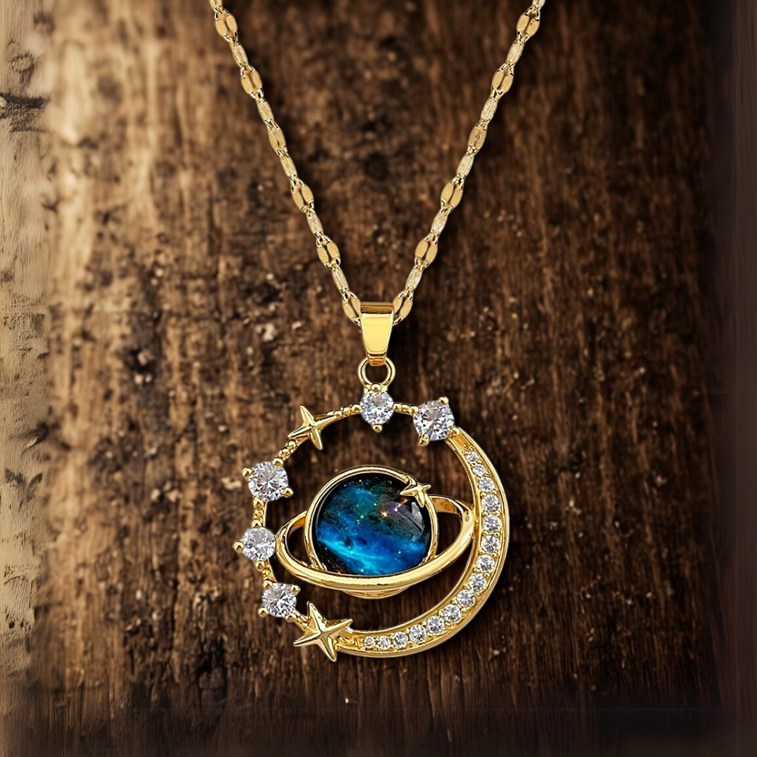 Stellar – Necklace with heavenly charm