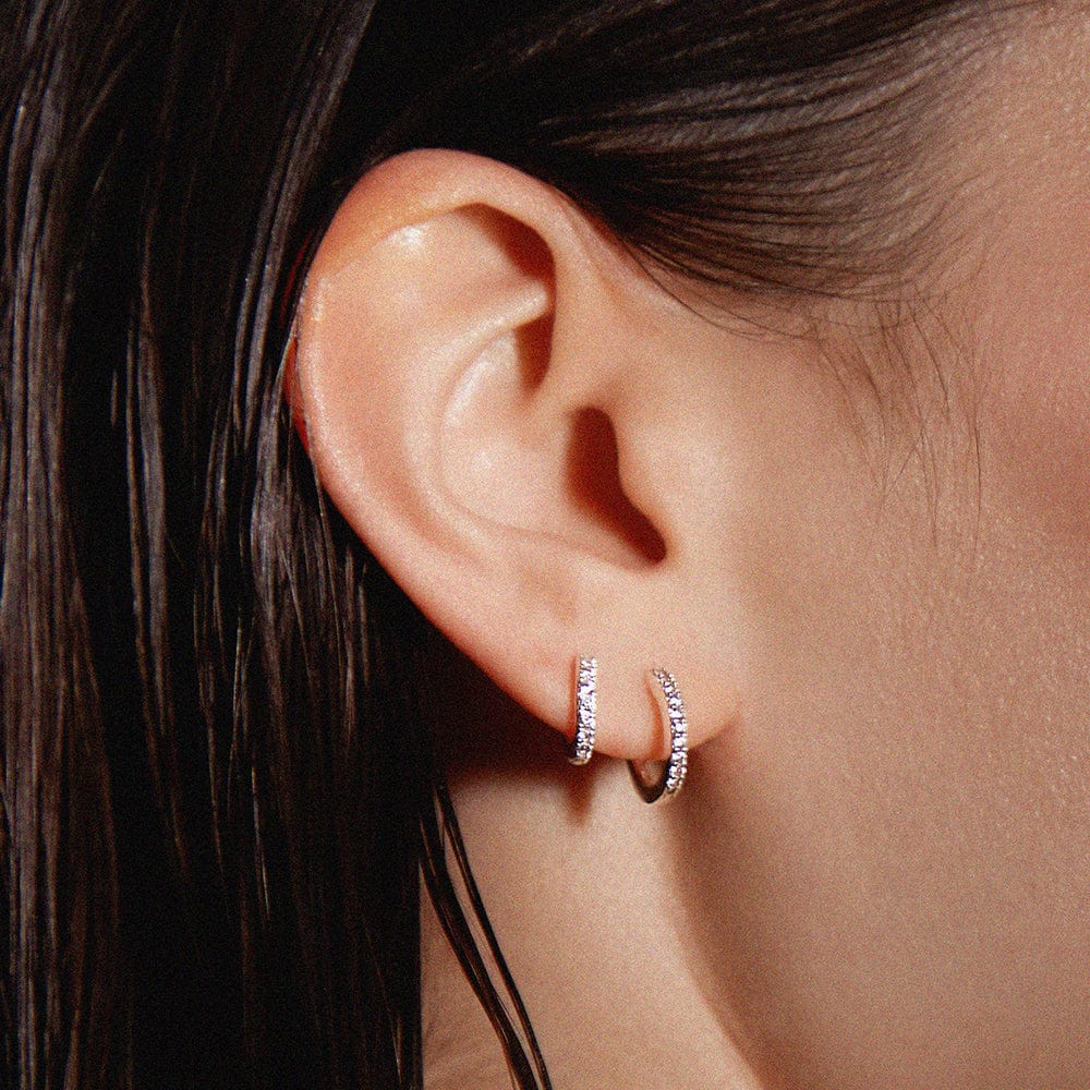 Maila – Silver-plated hoops with shine