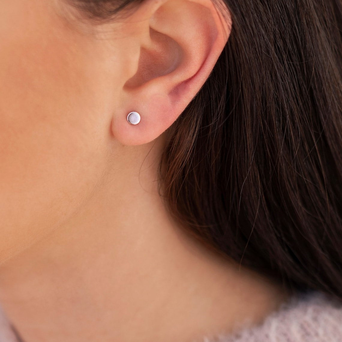 Small Round Dot - Simple Ear Studs