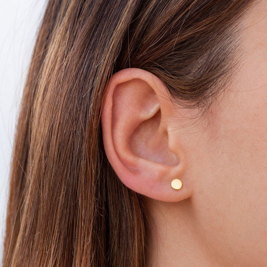 Small Round Dot - Simple Ear Studs