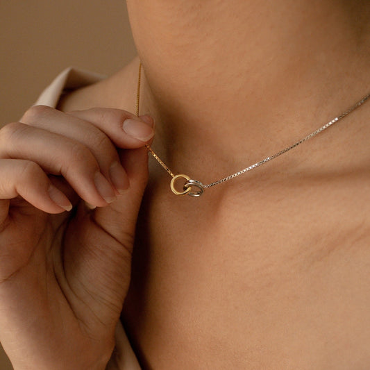Eternal Circle Necklace - Interlinked Circle Necklace