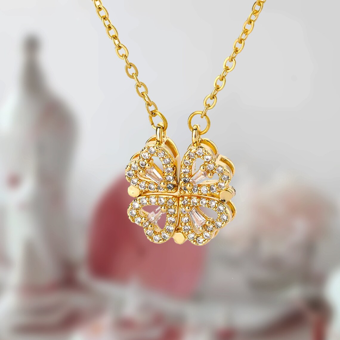Necklace with Four-Leaf Clover - Magnetic Heart Pendant