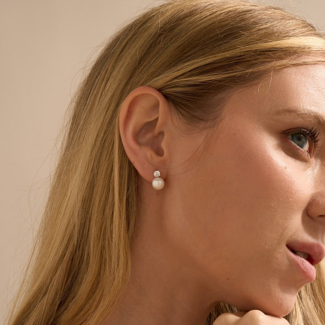 Pearl Stud Earrings - Finely Designed CZ Earrings