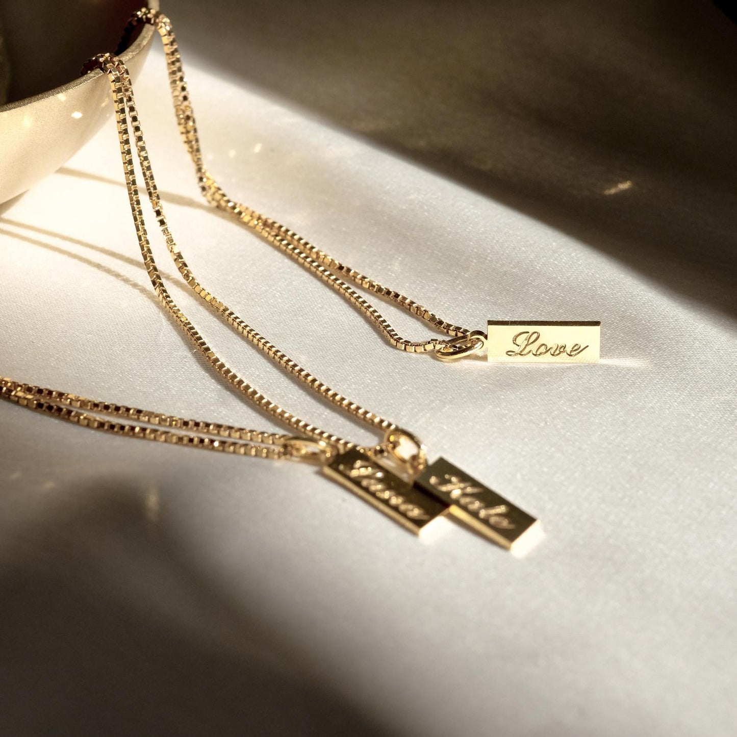 Lina – Personalized Fine Plaque Necklace