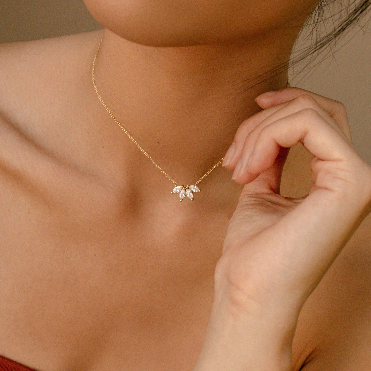 Marquise Necklace - Inset Marquise Detail